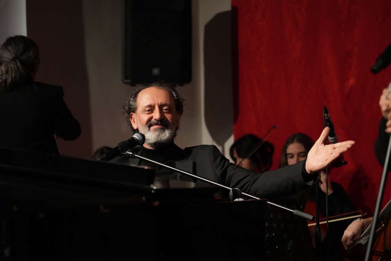 Muğla’da ‘Kim Var?’: Öğrenciler ve Yücel Arzen Aynı Sahnede 12